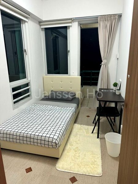 Room (Condo) for Rent in  Parkshore - Image 11